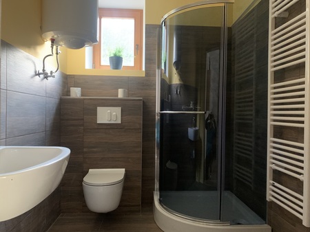 Katja Gole - srednji apartma 6